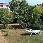 شقة With Parking Space - 7024 *