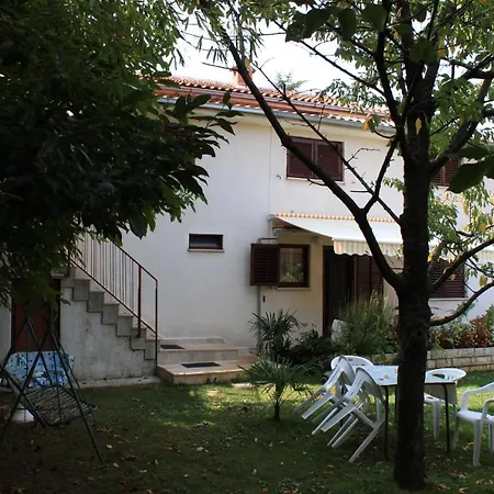 With Parking Space - 7024 Apartman