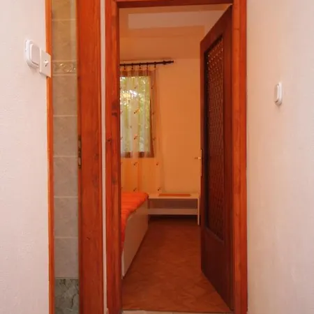 Apartments With Parking Space Porec - 7024 Apartment *