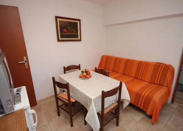 With Parking Space - 7024 Apartamento
