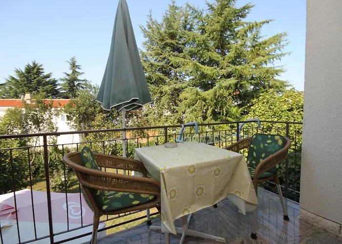 Apartments With Parking Space Porec - 7024