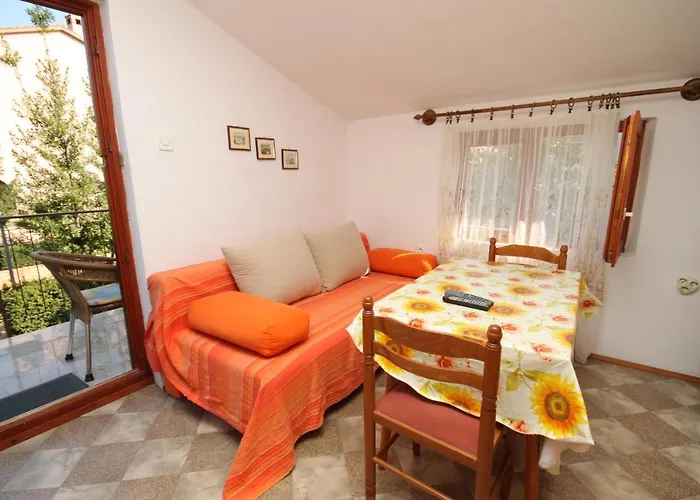 With Parking Space - 7024 * Πόρετς